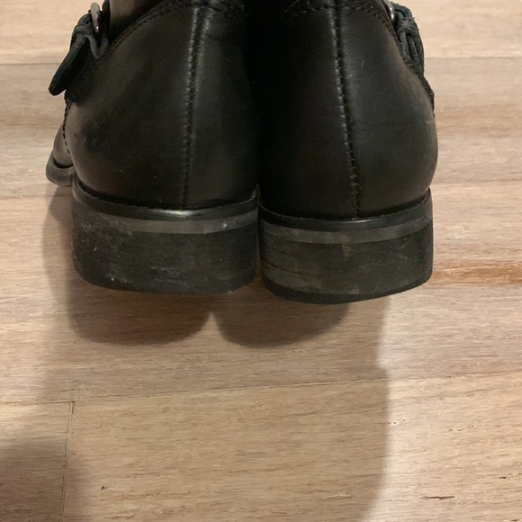 𝅺Shoestock ankle black leather boot with buckle and zipper  size 6 gently used. - Picture 9 of 15